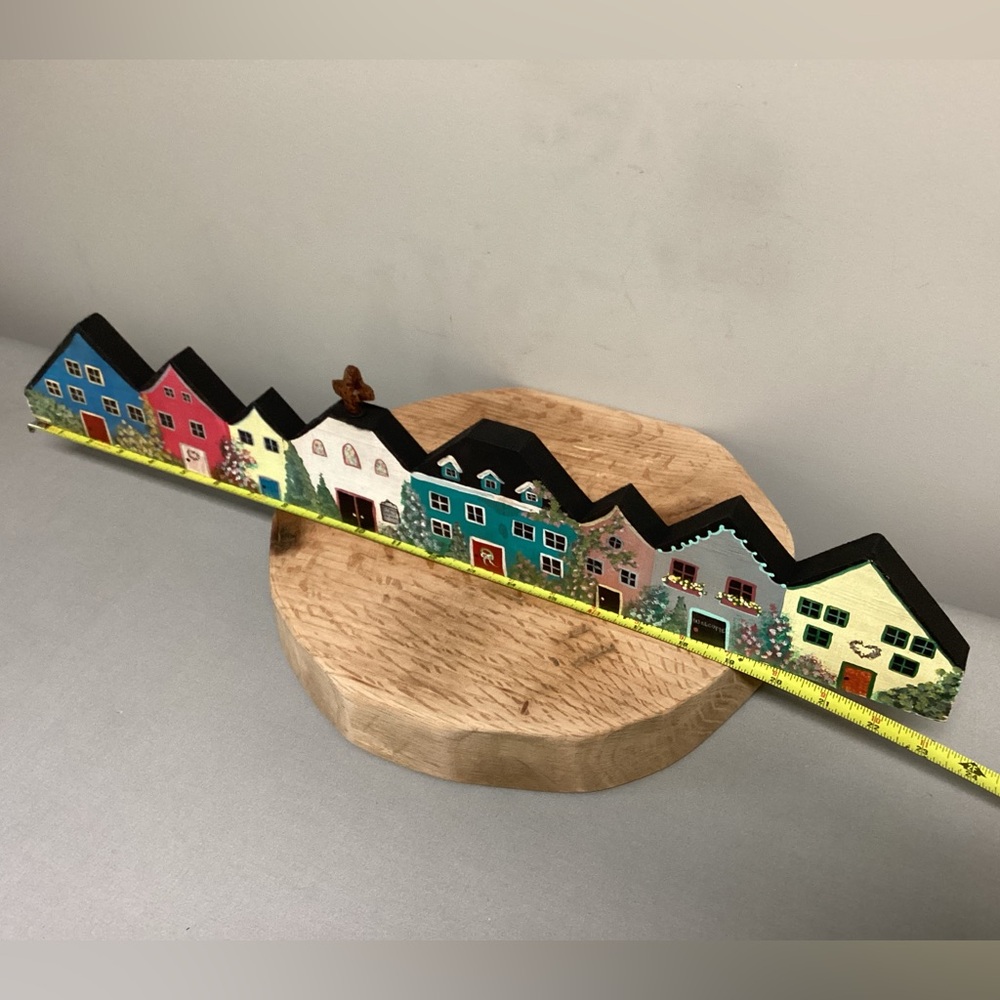 🔵 Beautiful Hand Painted Row of Homes & Church - Solid Wood - Very Unique Decor - Picture 11 of 15